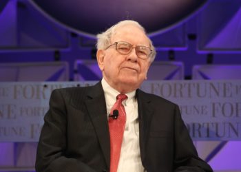 Bitcoin sẽ phát triển hơn nếu Warren Buffet trở về với "Cát Bụi"