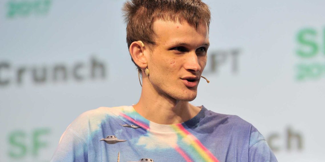 Vitalik Butterin hối hận vì đã sử dụng thuật ngữ "Hợp đồng thông minh"