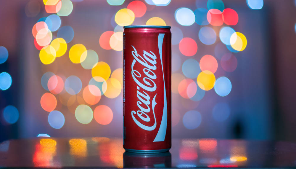 Hacker chế tạo máy bán Coca-Cola tự động thanh toán bằng Bitcoin
