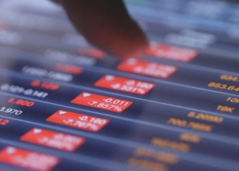 Thị trường Crypto thất thoát 16 tỷ USD - DowJones, Nasdaq giảm mạnh