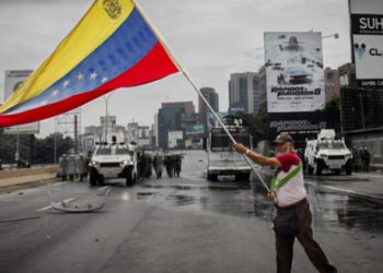 Trước khi ra mắt Petro, Venezuela chạm mốc 1,4 triệu phần trăm lạm phát